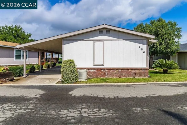 $468,000 | 193 Oxbow Marina Drive, Isleton, CA 95641