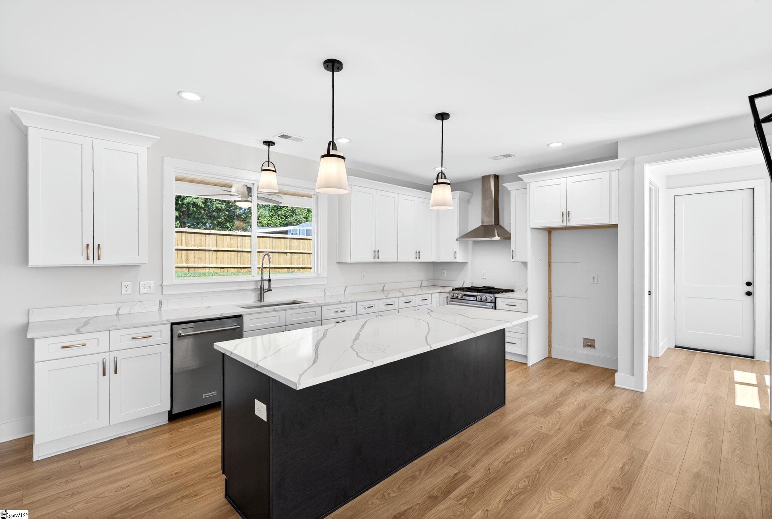 3400 Pennington Road Greer, SC 29651 - Photo 11 of 45