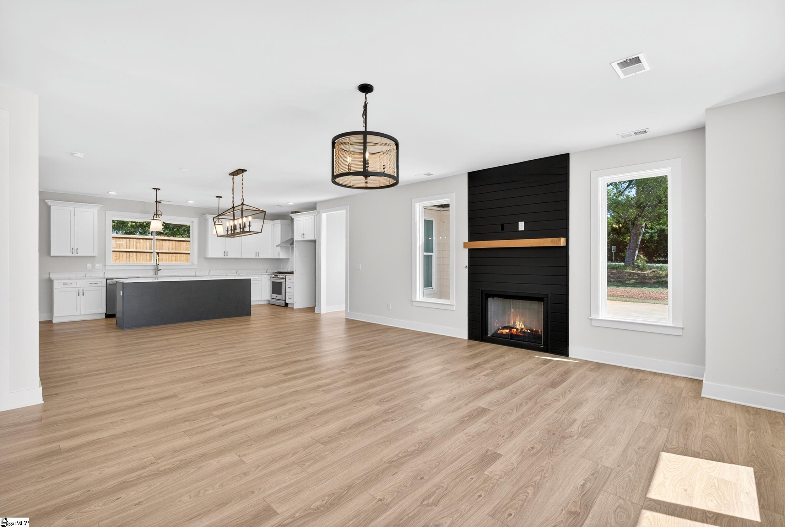 3400 Pennington Road Greer, SC 29651 - Photo 7 of 45