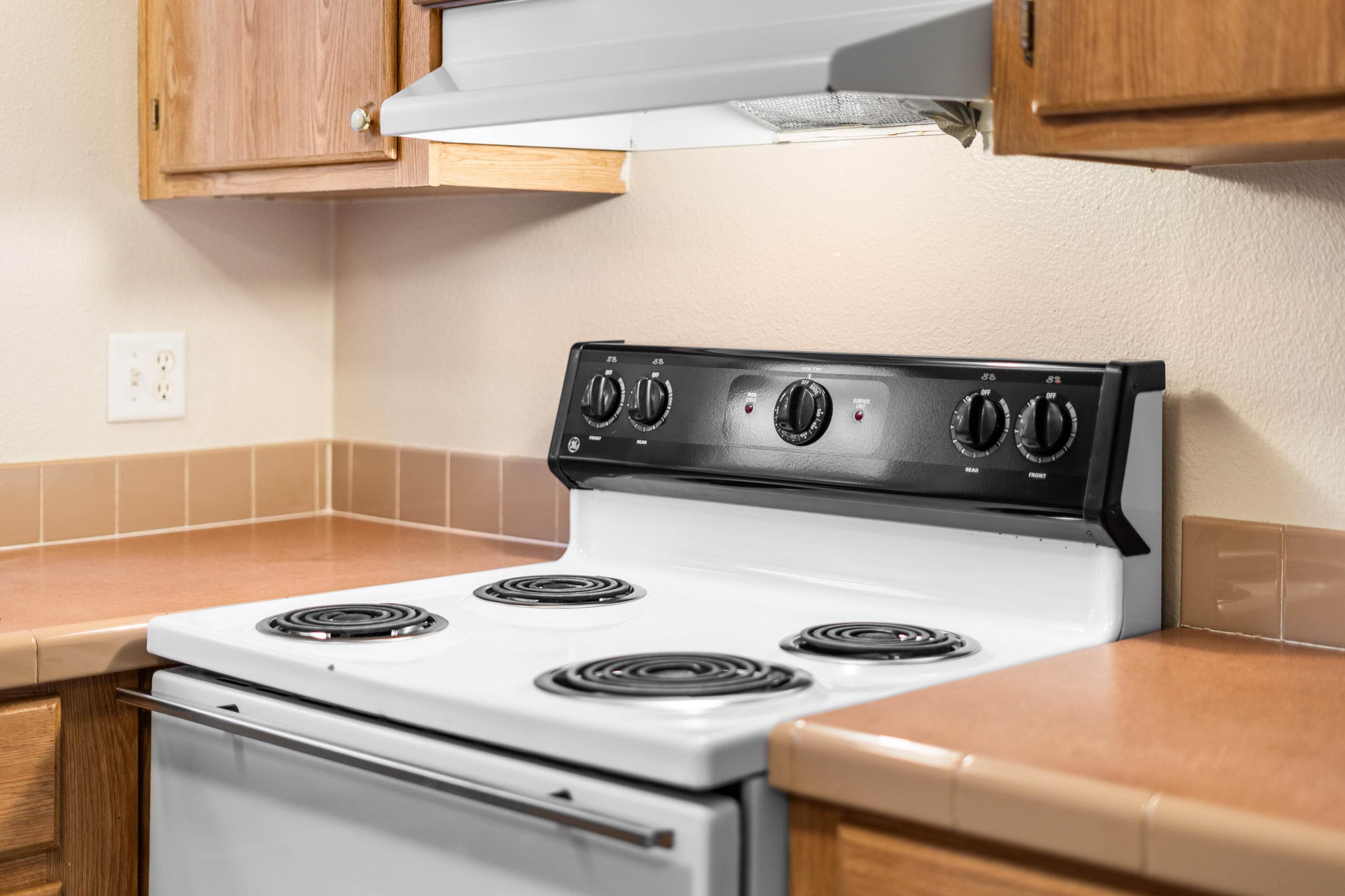 152224 Silver Spur Road La Pine, OR 97739 - Photo 13 of 55 16-Kitchen