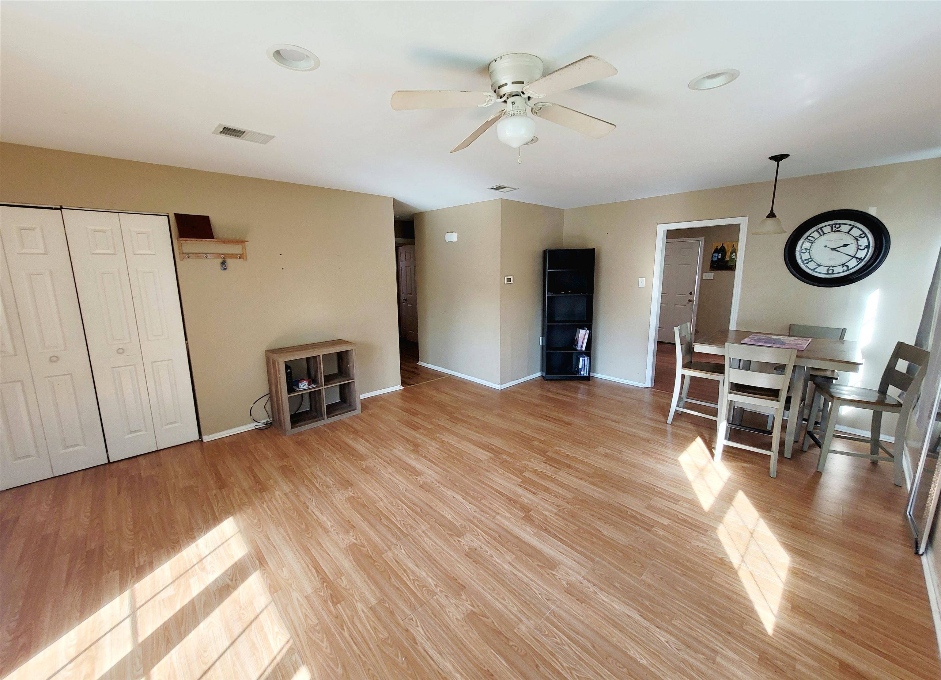 35920 County Road 39 Stapleton, AL 36578 - Photo 4 of 16 Living/dining