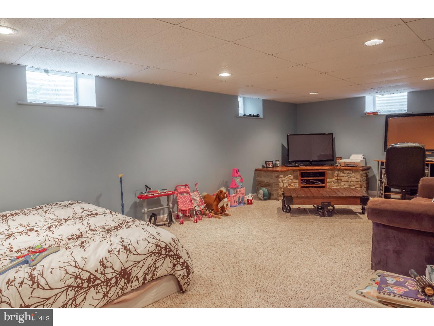 1230 Steel Road Havertown, PA 19083 - Photo 18 of 25