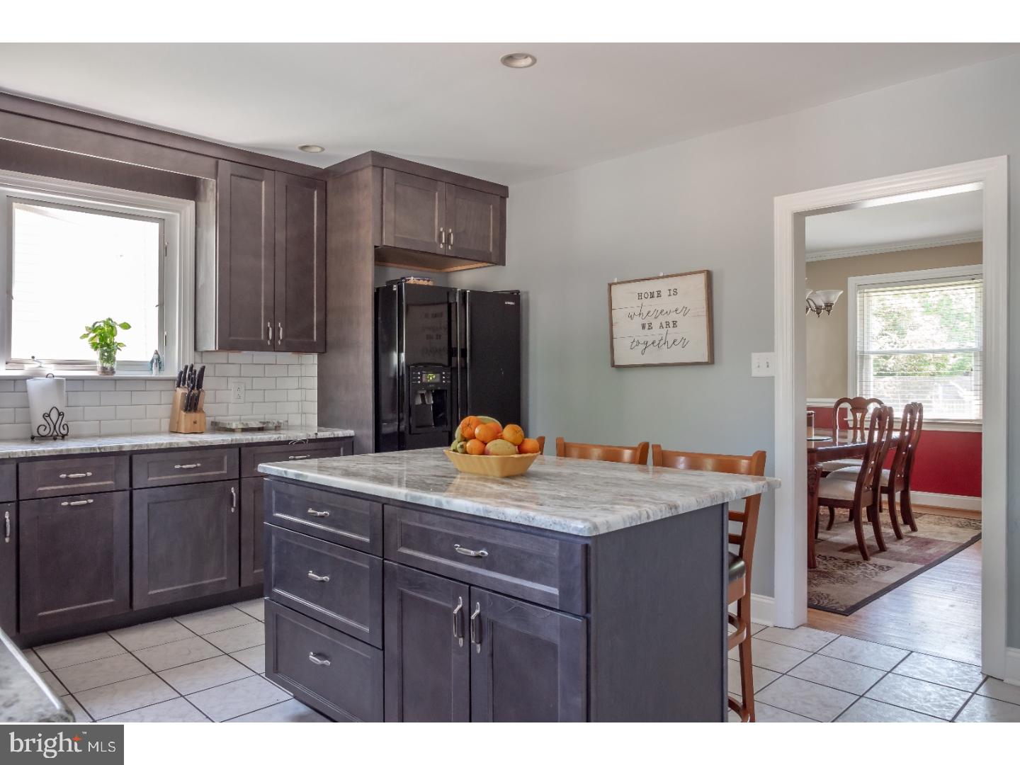 1230 Steel Road Havertown, PA 19083 - Photo 4 of 25
