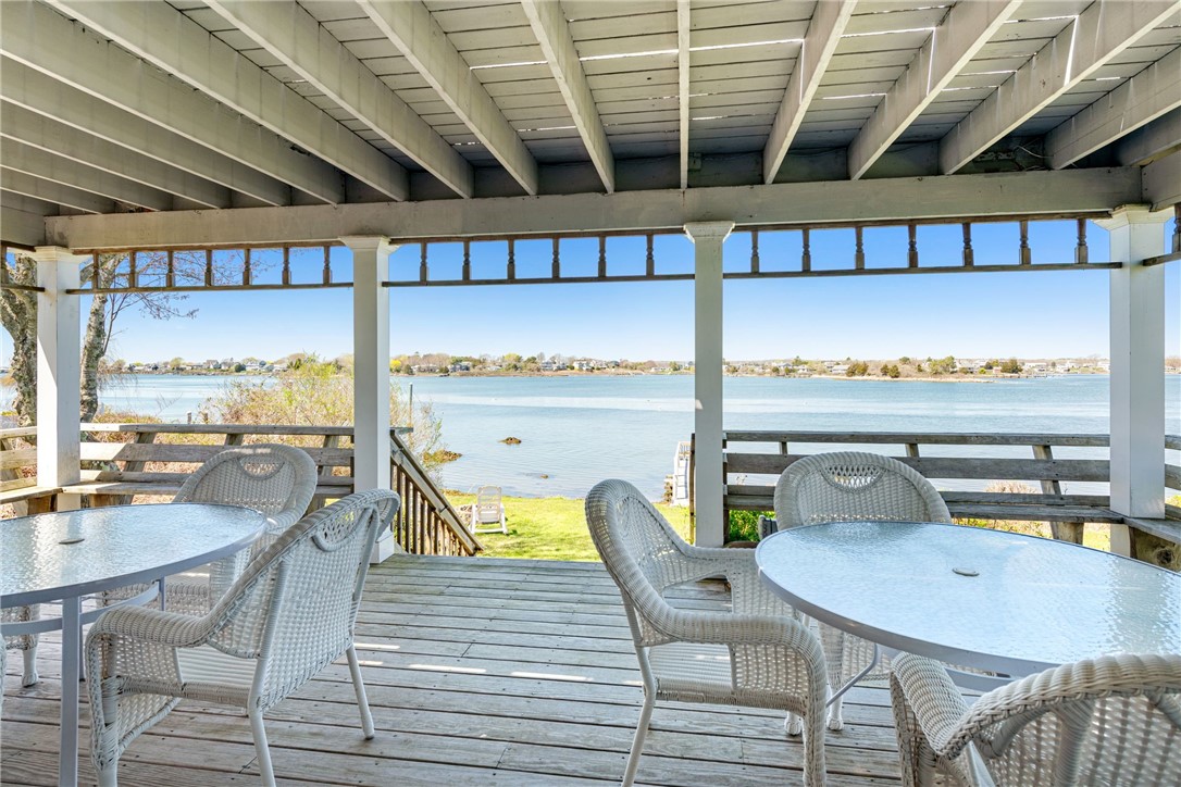 31 East Pond Road Narragansett, RI 02882 - Photo 12 of 27