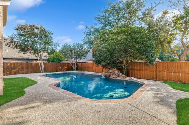 $900,000 | 116 Spyglass Drive, Coppell, TX 75019