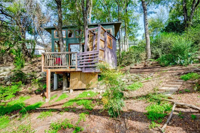 $635,000 | 5323 Downs Drive, Austin, TX 78721