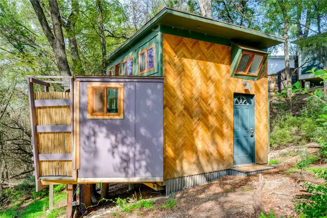 $635,000 | 5323 Downs Drive, Austin, TX 78721