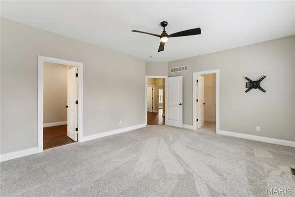 $589,900 | 619 North Ethlyn Road, Winfield, MO 63389