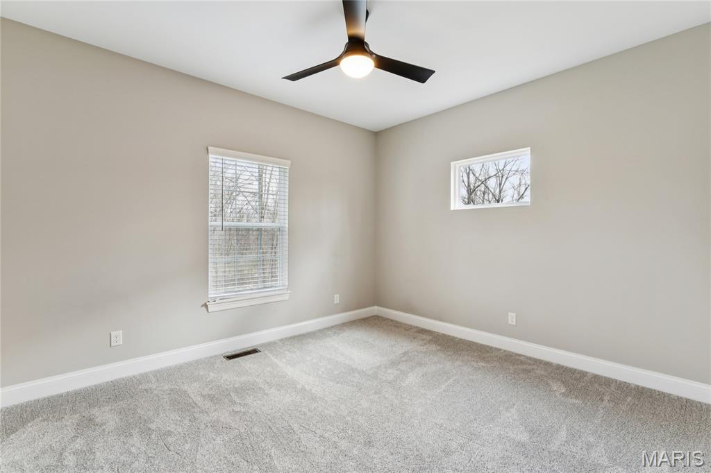 619 North Ethlyn Road Winfield, MO 63389 - Photo 29 of 40