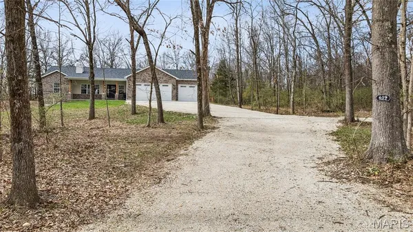 $589,900 | 619 North Ethlyn Road, Winfield, MO 63389