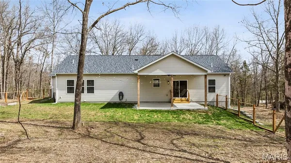 $589,900 | 619 North Ethlyn Road, Winfield, MO 63389