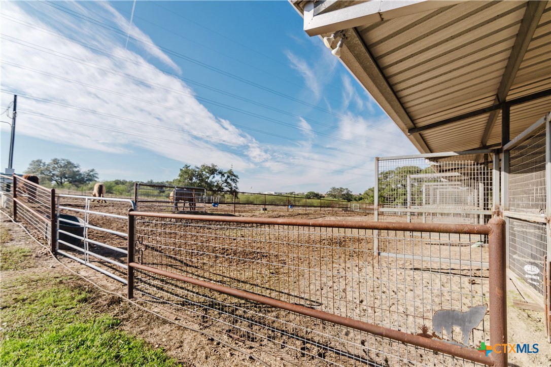 1440 Old Goliad Road Cuero, TX 77954 - Photo 31 of 41 a view of a terrace