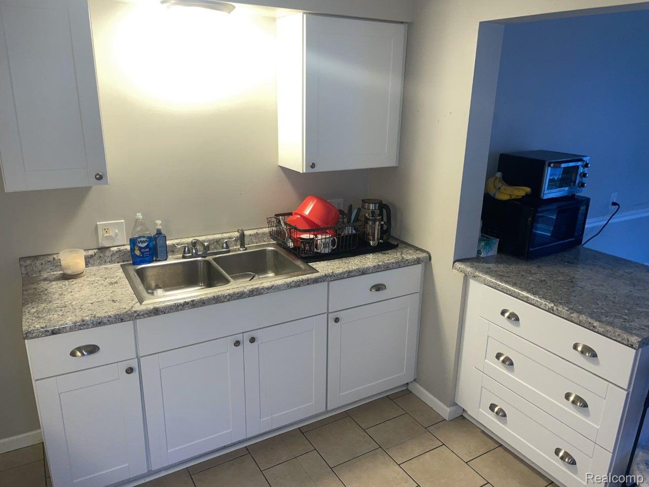 3918 Red Arrow Road Flint, MI 48507 - Photo 2 of 17 Gallery Image 2