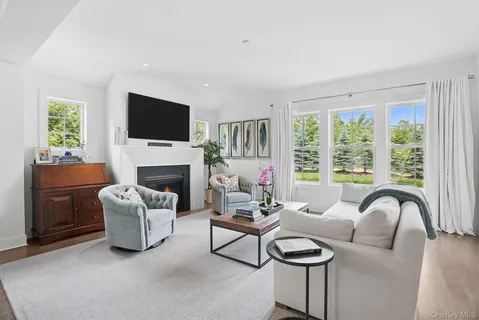 $1,675,000 | 27 Lavender Lane, Rye Brook, NY 10573