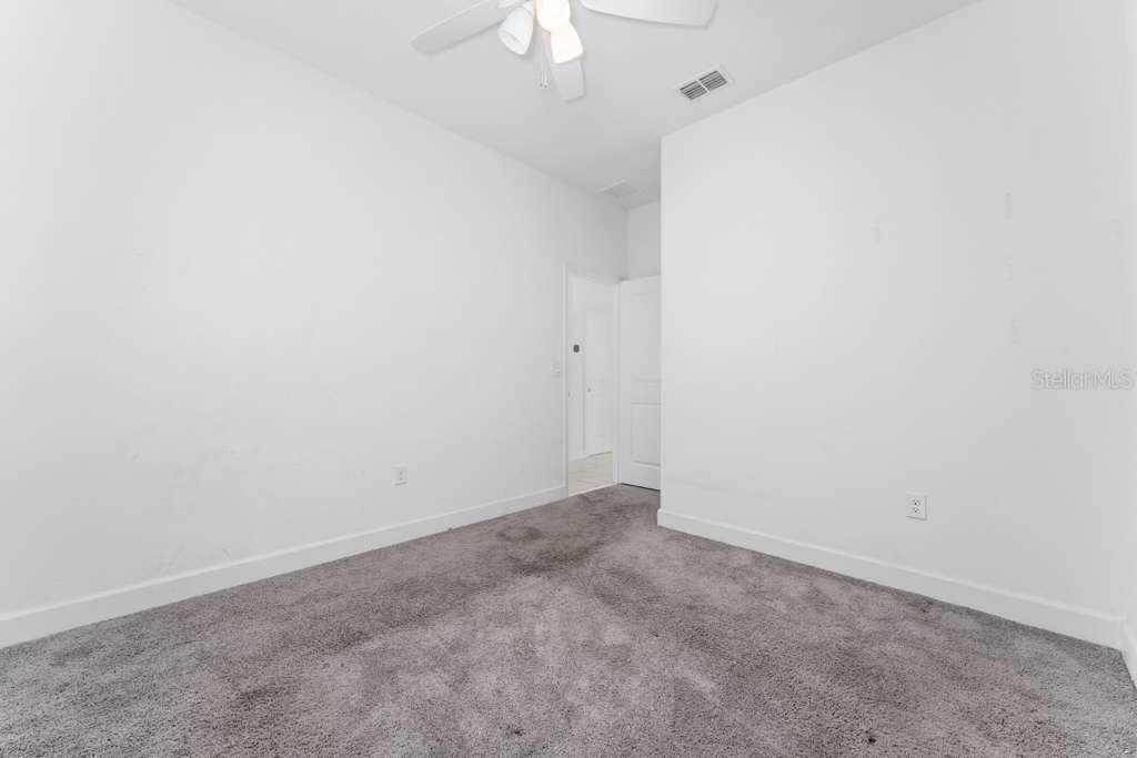 520 Overpool Avenue Davenport, FL 33896 - Photo 11 of 25