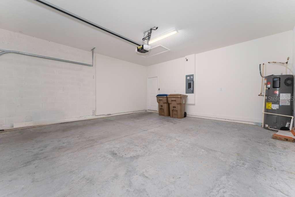 520 Overpool Avenue Davenport, FL 33896 - Photo 5 of 25