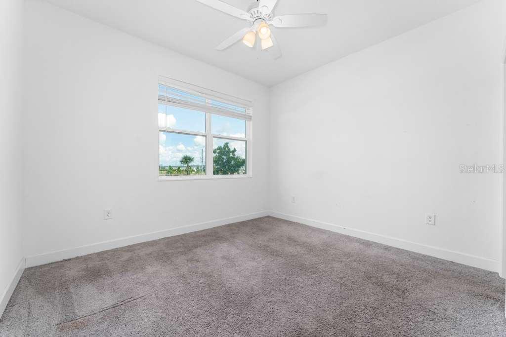 520 Overpool Avenue Davenport, FL 33896 - Photo 9 of 25