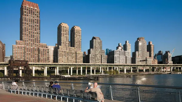 a view of a tall building