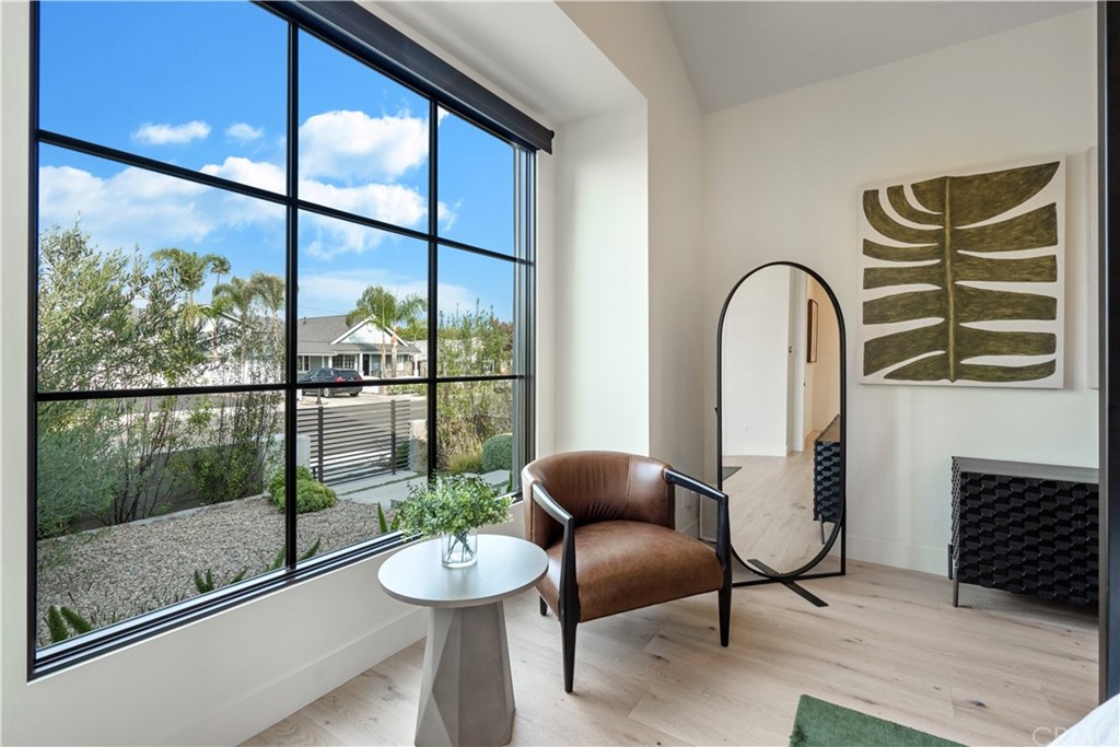 163 Broadway Costa Mesa, CA 92627 - Photo 32 of 56 Nice sitting area in the master suite.