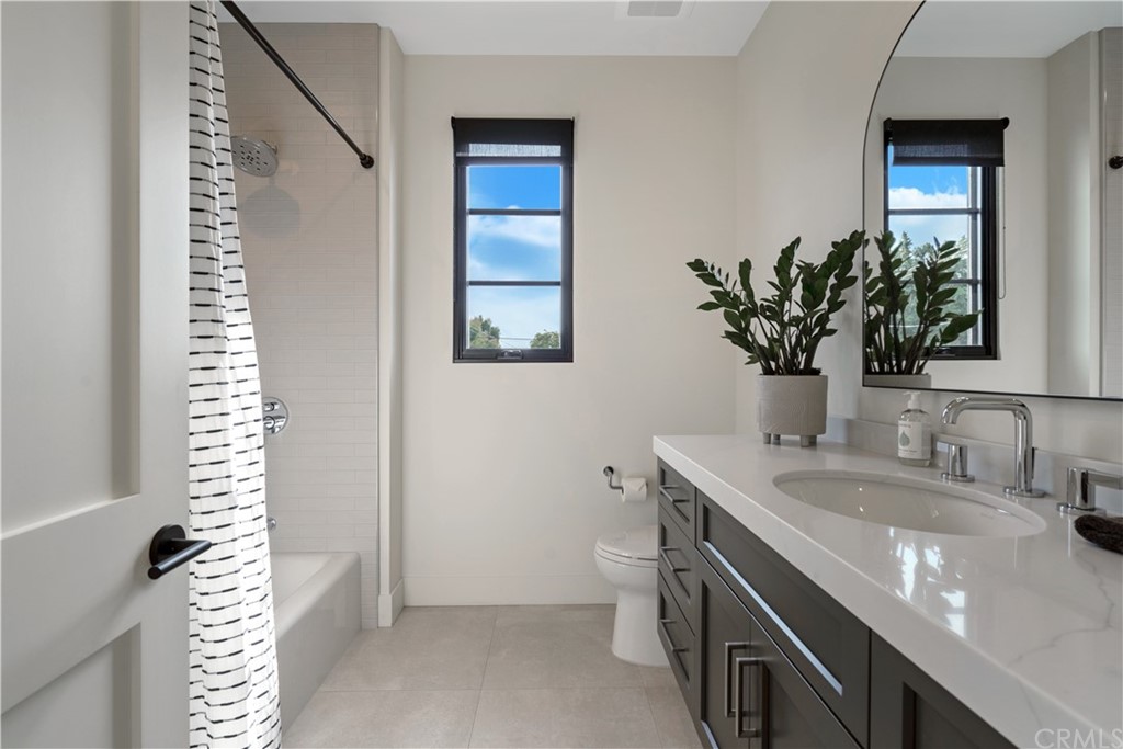 163 Broadway Costa Mesa, CA 92627 - Photo 49 of 56 Upstair is a full bath.