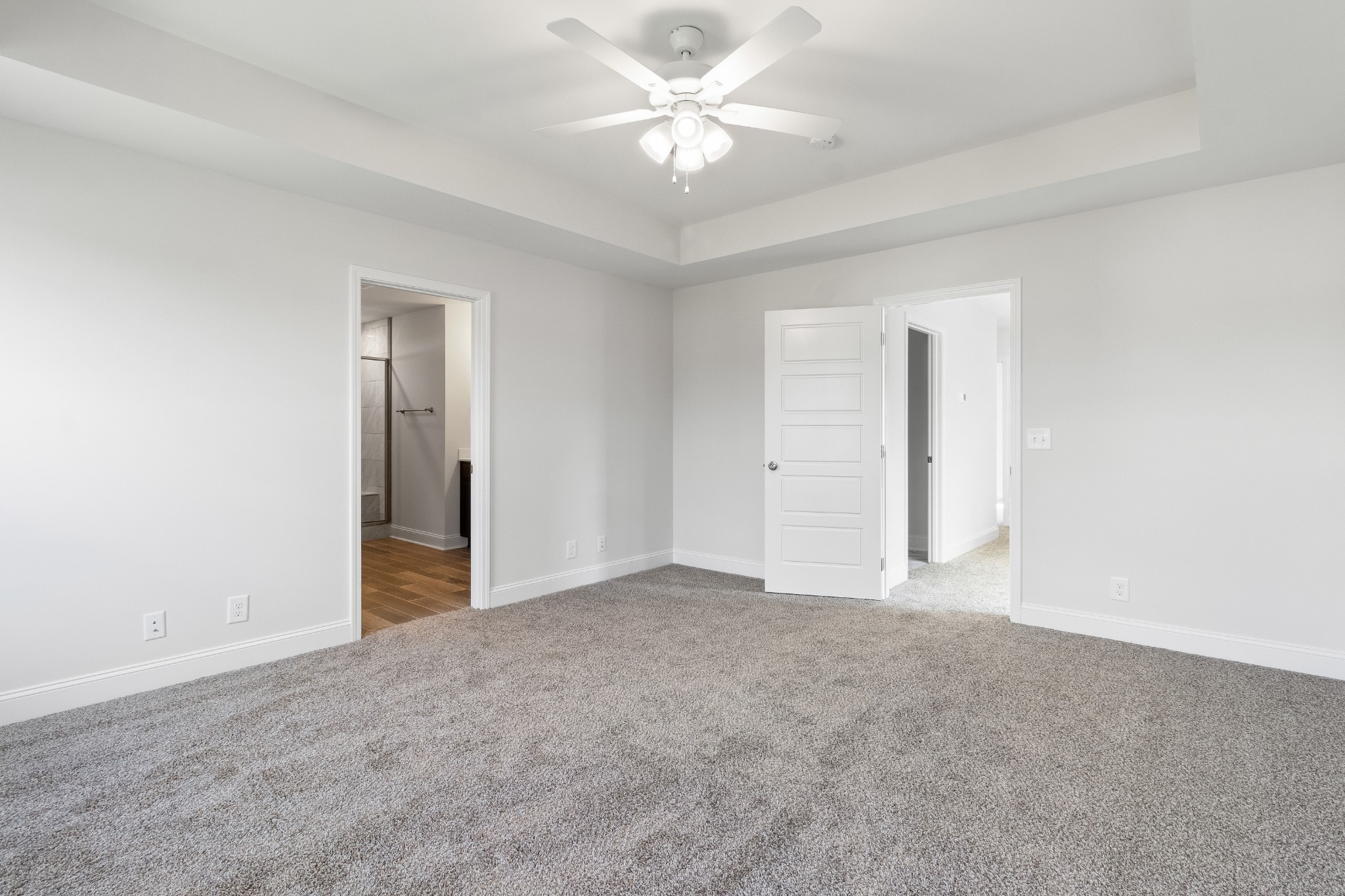 2616 Rafiki Drive Clarksville, TN 37042 - Photo 19 of 36 an empty room with fan and a ceiling fan