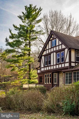 $3,500 | 328 Greenwood Avenue, Wyncote, PA 19095