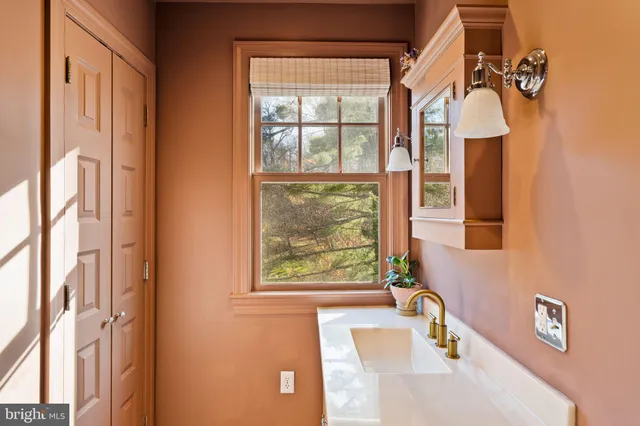 $3,500 | 328 Greenwood Avenue, Wyncote, PA 19095