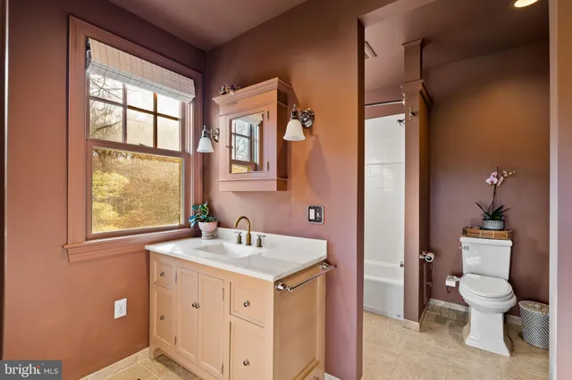 $3,500 | 328 Greenwood Avenue, Wyncote, PA 19095