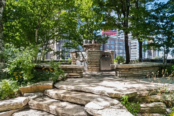 $3,500 | 505 North Lake Shore Drive, Unit 518, Chicago, IL 60611