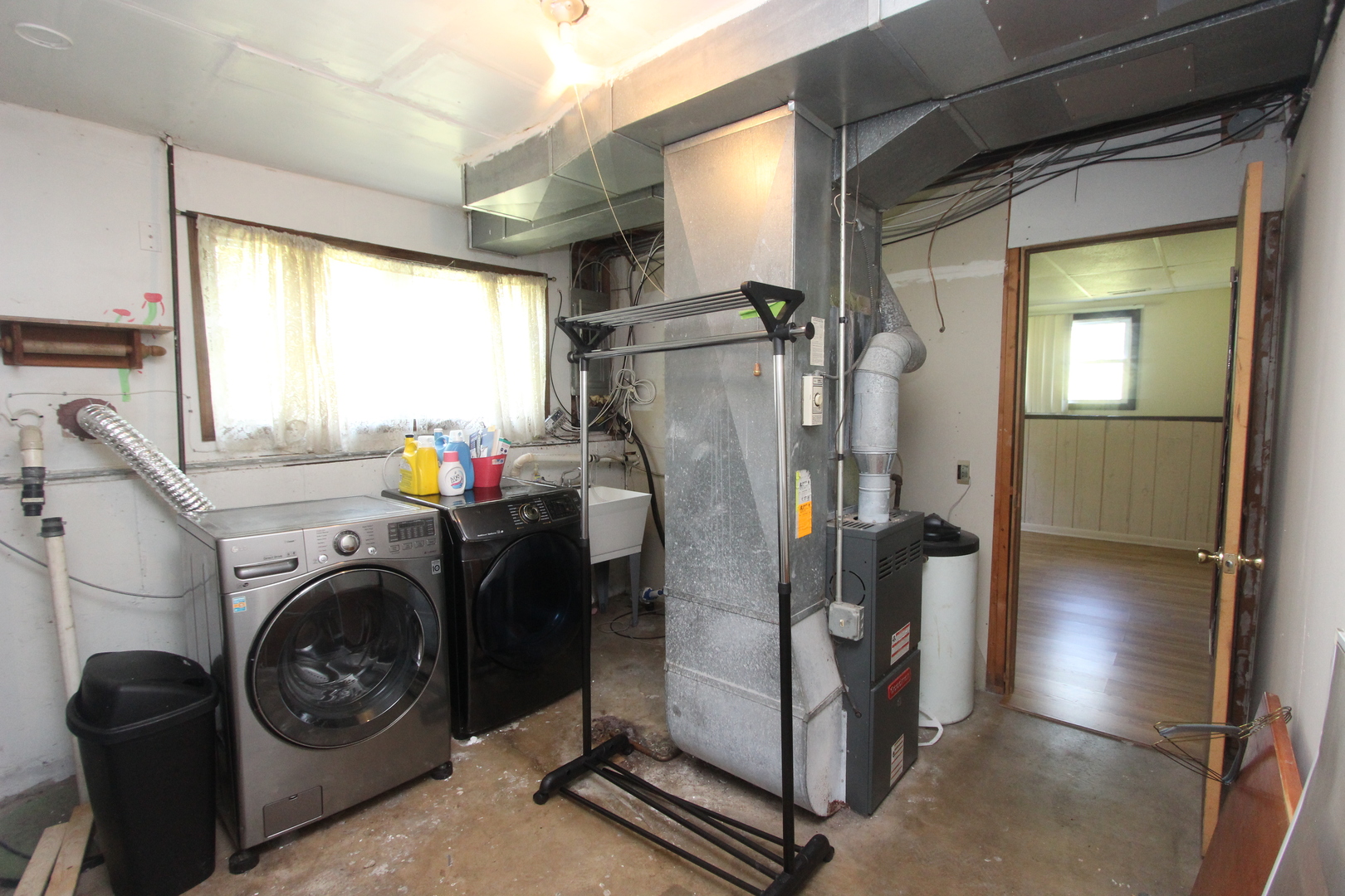 503 Plum Street Lake In The Hills, IL 60156 - Photo 16 of 20 a utility room with dryer and washer