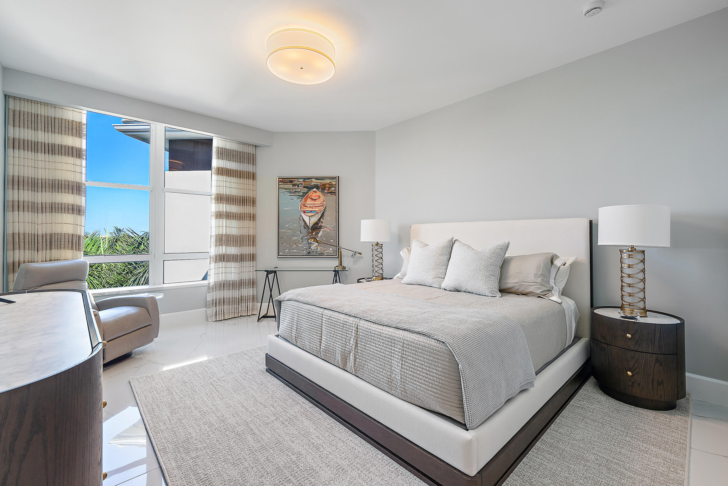 2720 Donald Ross Road, Unit 505 Palm Beach Gardens, FL 33410 - Photo 25 of 43 a bed room with a bed and a couch