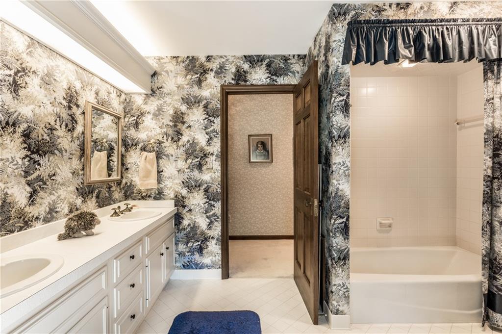 11590 Ditch Road Carmel, IN 46032 - Photo 43 of 60 Gallery Image 43