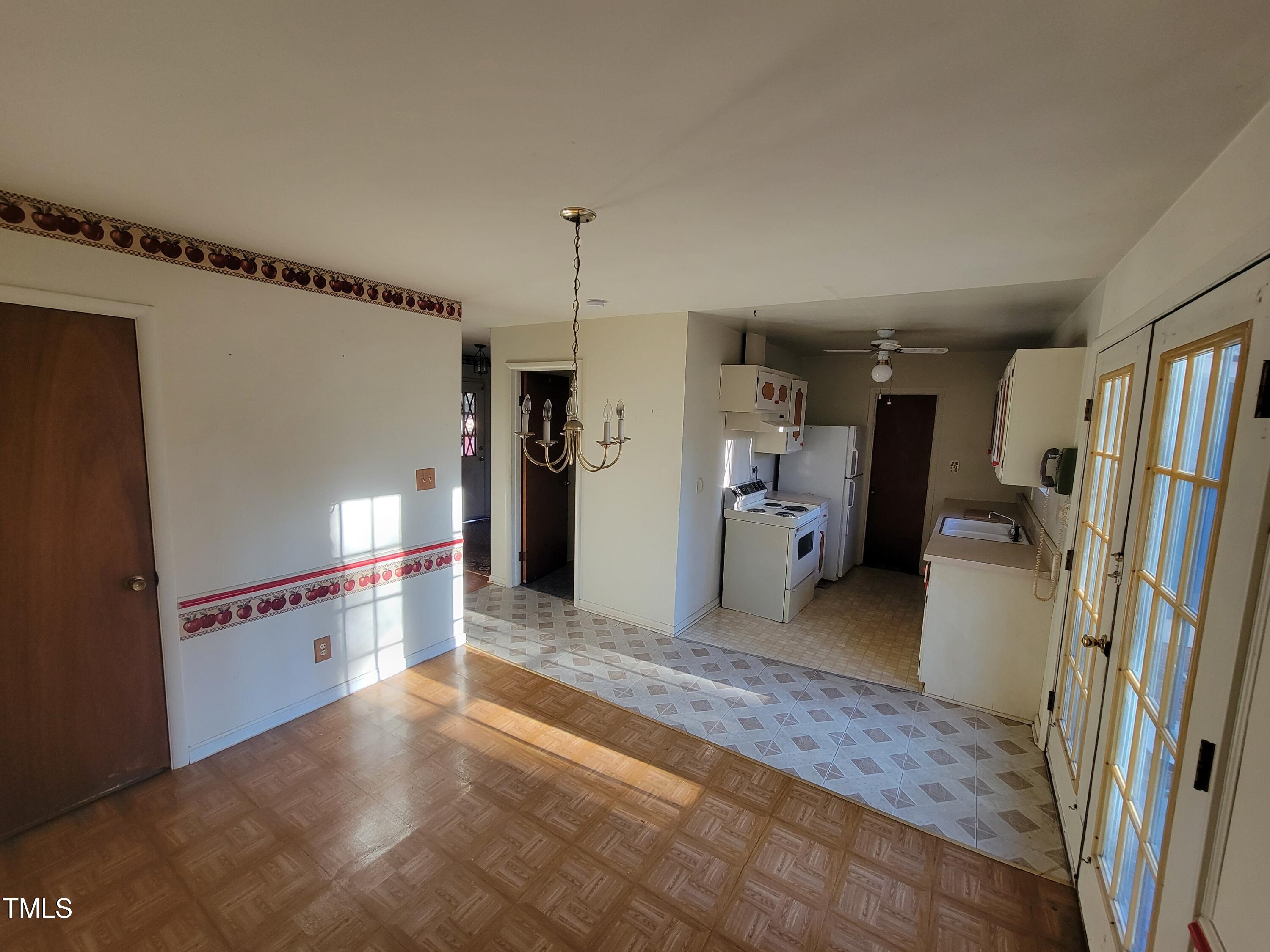 1205 Crabtree Boulevard Raleigh, NC 27610 - Photo 10 of 15 20240108_155838