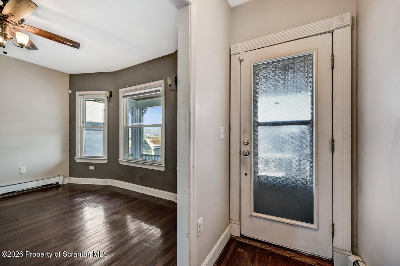 626 Fig Street Scranton, PA 18505 - Photo 7 of 60 626 Fig St 06 Large