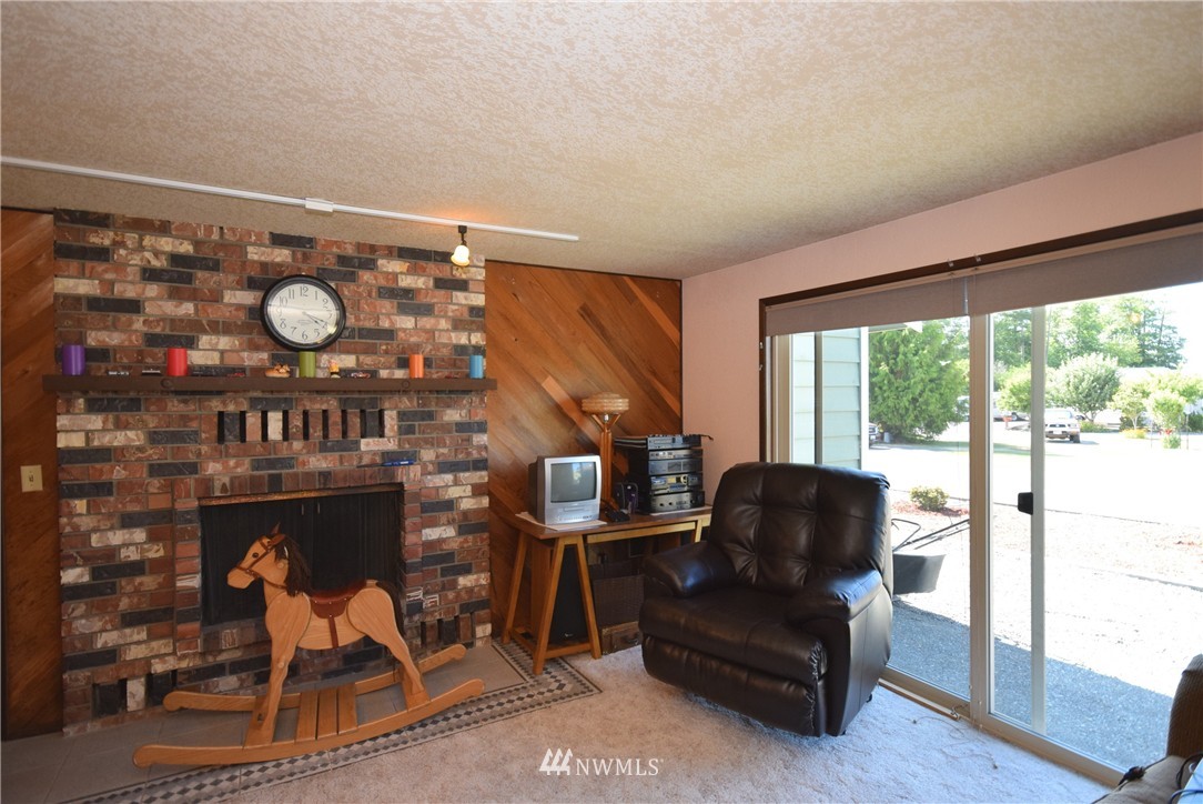 302 North Ridge View Drive Port Angeles, WA 98362 - Photo 11 of 25 Gallery Image 11