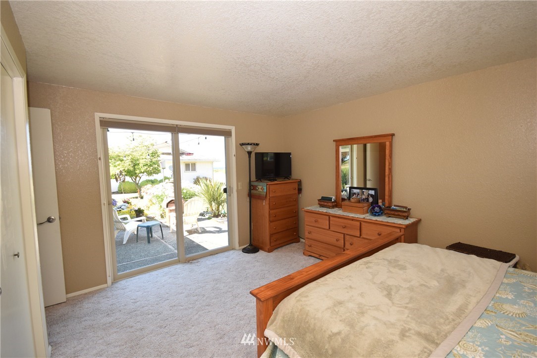 302 North Ridge View Drive Port Angeles, WA 98362 - Photo 16 of 25 Gallery Image 16