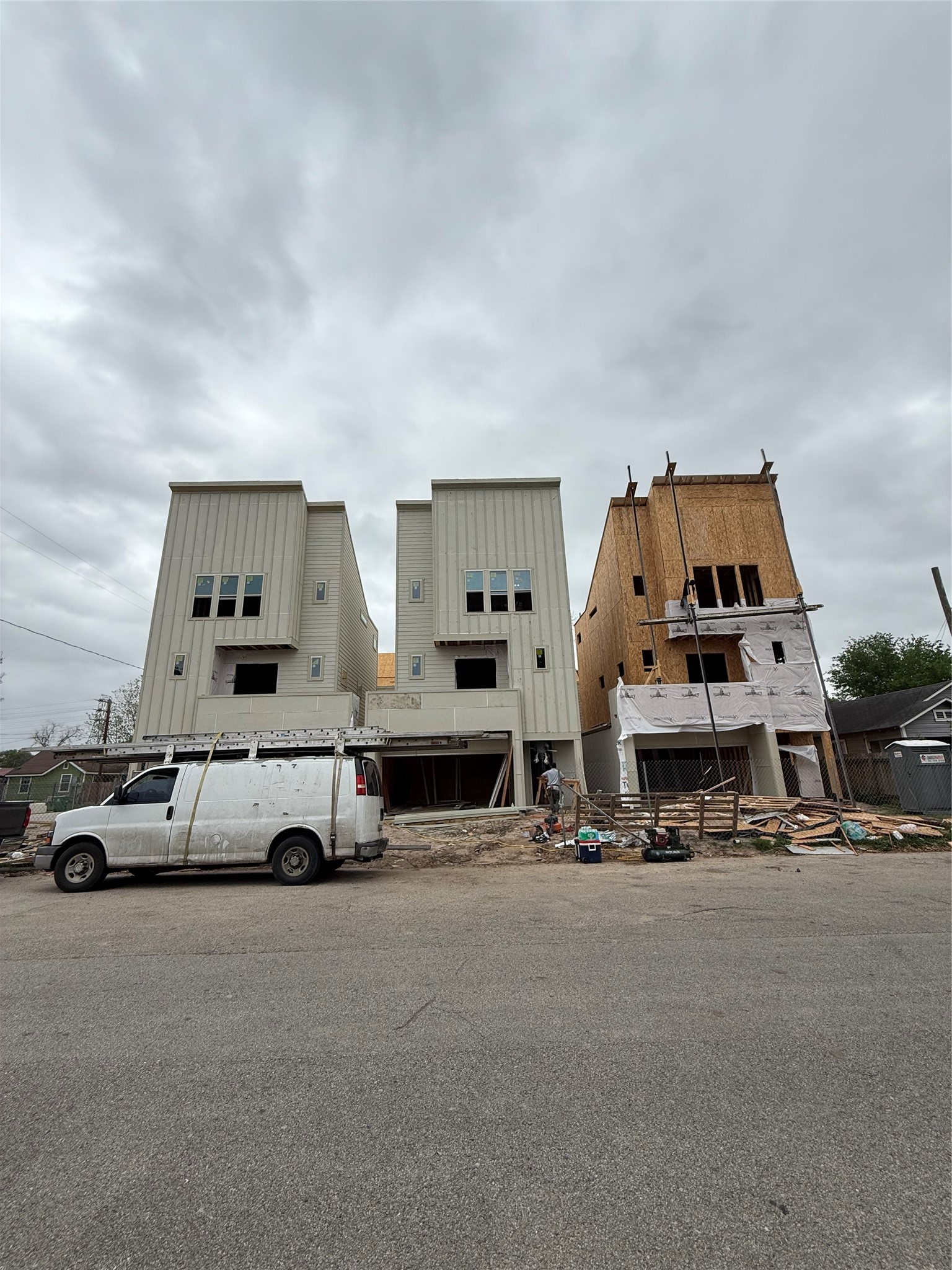 5315 Terry Street Houston, TX 77009 - Photo 5 of 14 5 new homes being constructed directly across the street.