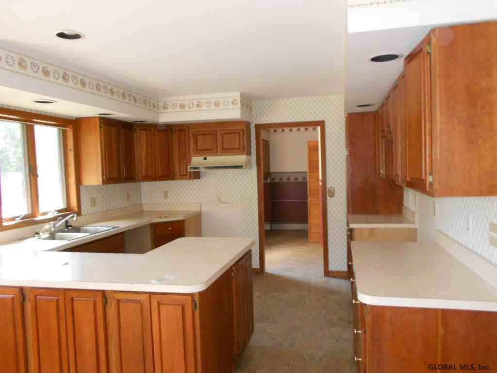 7 Kings Road Corinth, NY 12822 - Photo 3 of 4 Photo 3