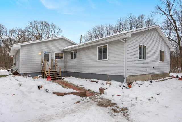 $320,000 | 80226 40th Street, Decatur, MI 49045