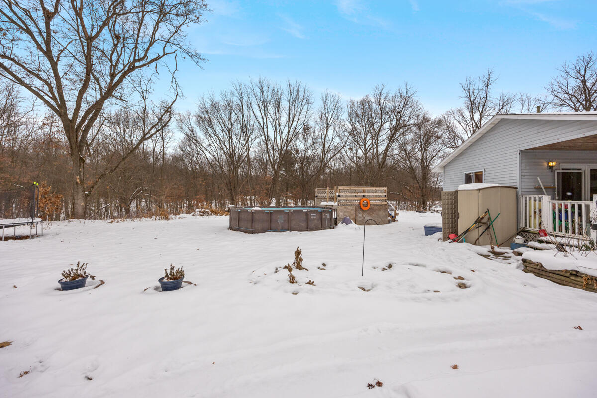 80226 40th Street Decatur, MI 49045 - Photo 30 of 32 Yard