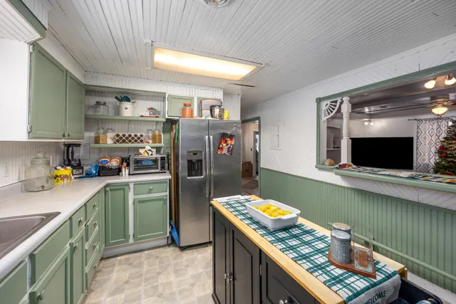 $320,000 | 80226 40th Street, Decatur, MI 49045