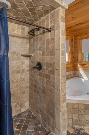 $779,000 | 295 Outback Trail, Unit 29, Nebo, NC 28761