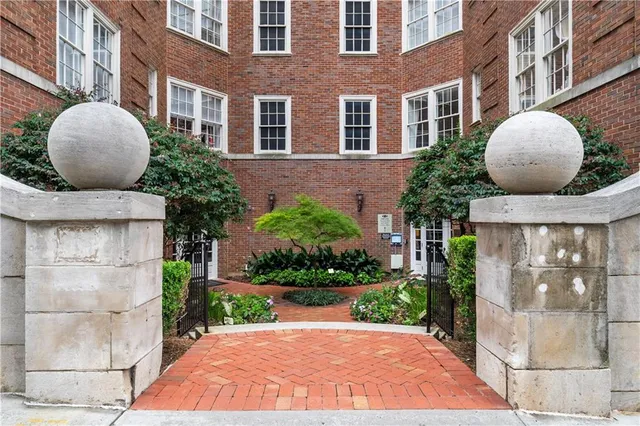 a view of building with an outdoor space