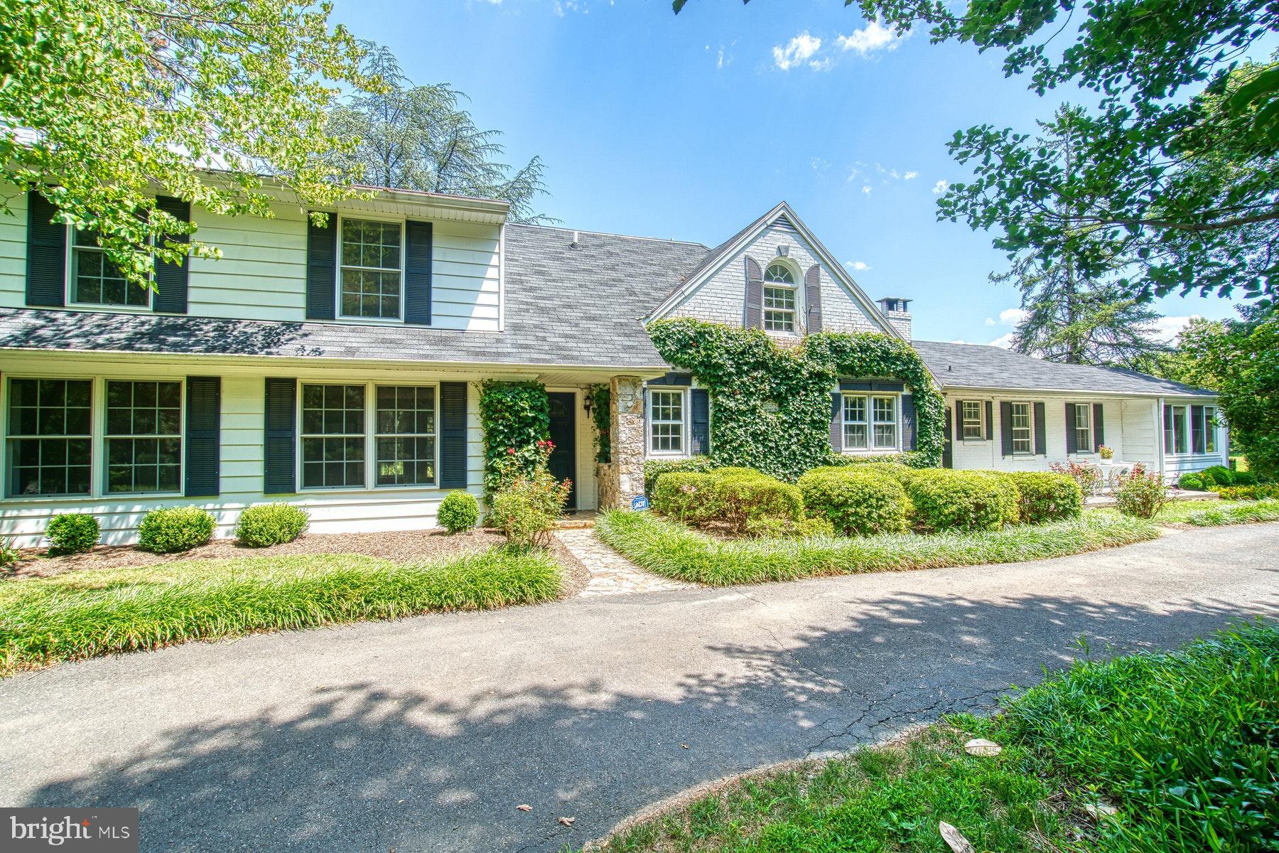 40452 Beechnut Road Leesburg, VA 20175 - Photo 4 of 49