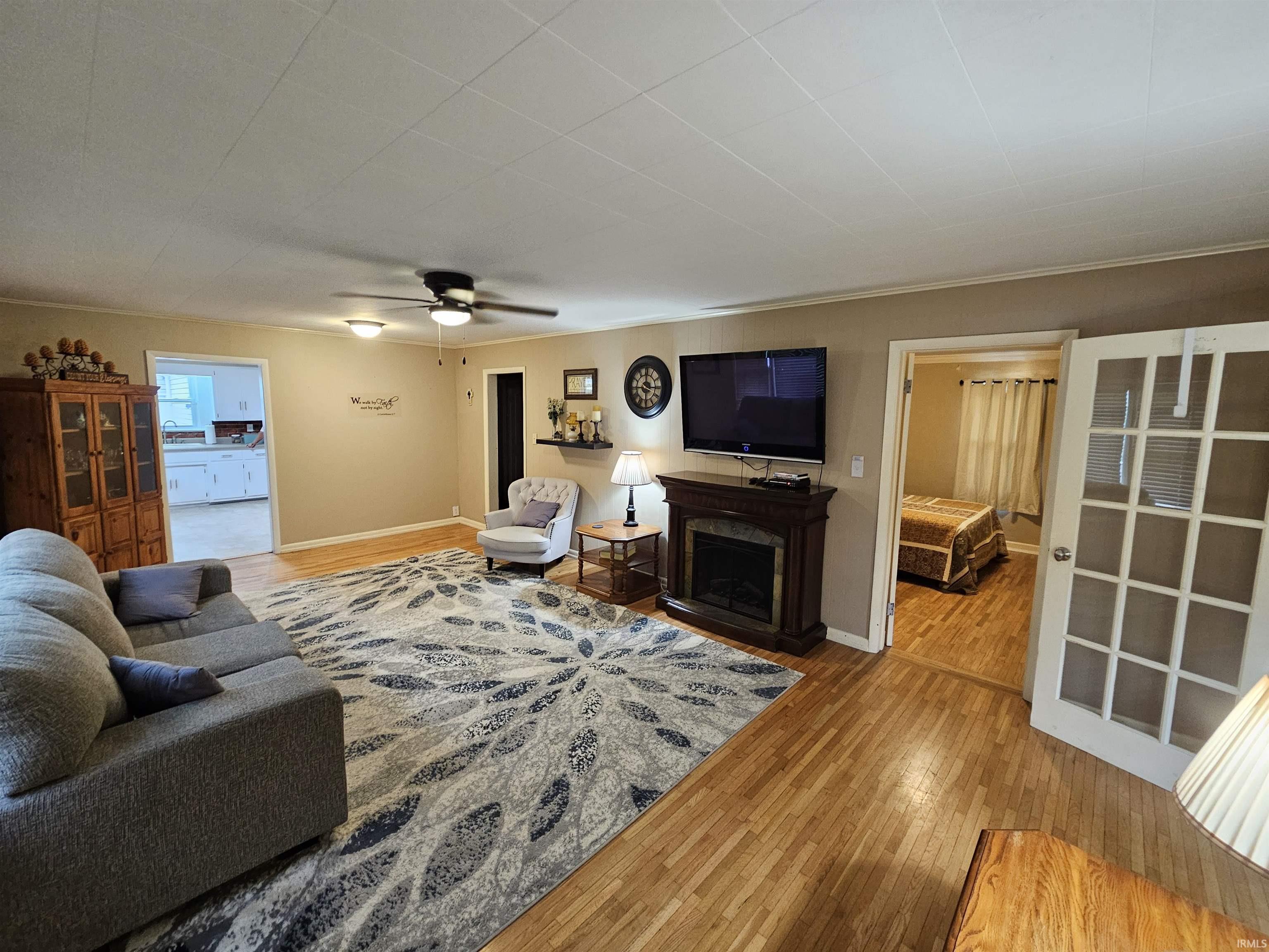 813 West 4th Street Bicknell, IN 47512 - Photo 4 of 28