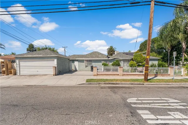 $940,000 | 556 Harps Street, San Fernando, CA 91340