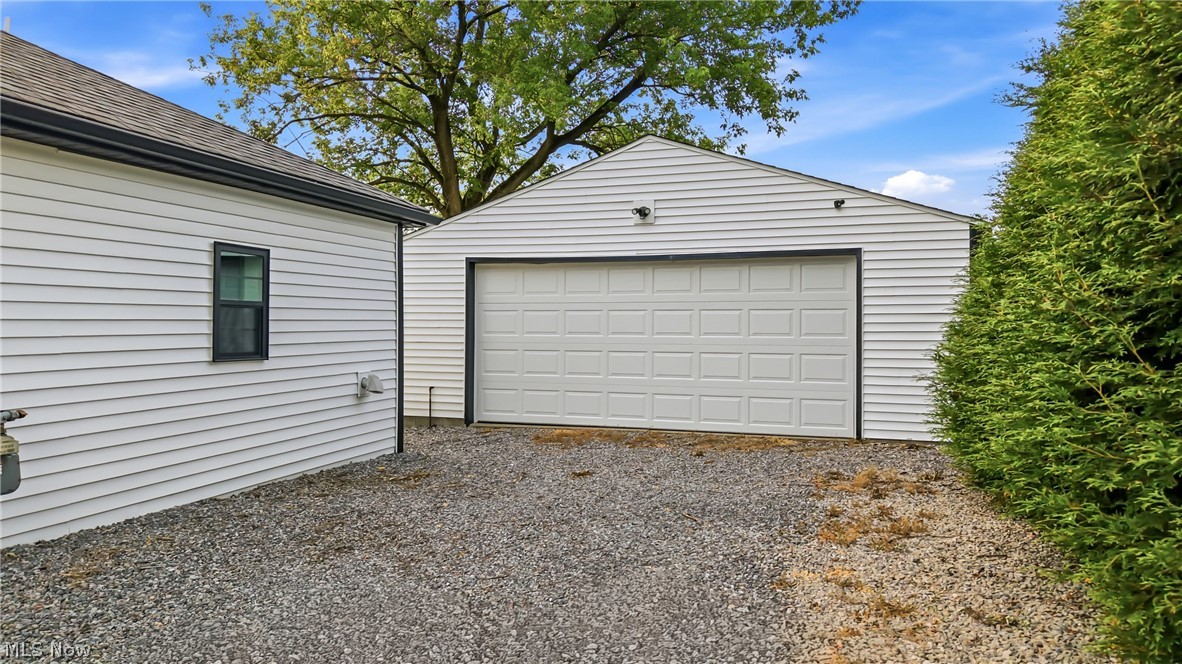 3487 Milear Road Cortland, OH 44410 - Photo 3 of 27