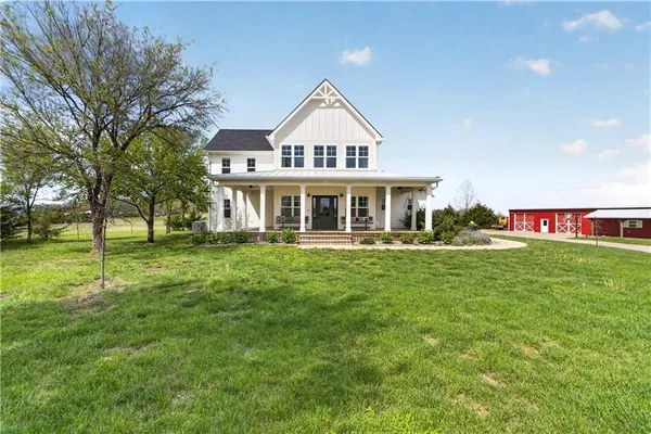 $1,350,000 | 17270 Stillwell Road, Bonner Springs, KS 66012