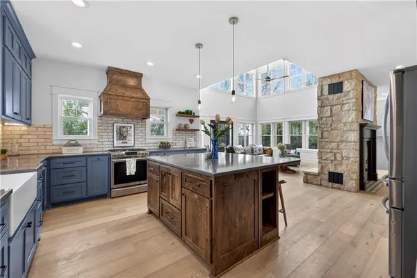 $1,350,000 | 17270 Stillwell Road, Bonner Springs, KS 66012