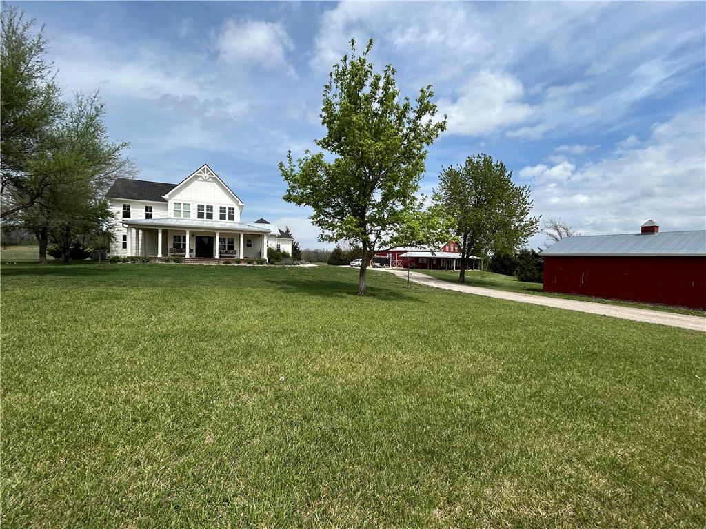 17270 Stillwell Road Bonner Springs, KS 66012 - Photo 2 of 6